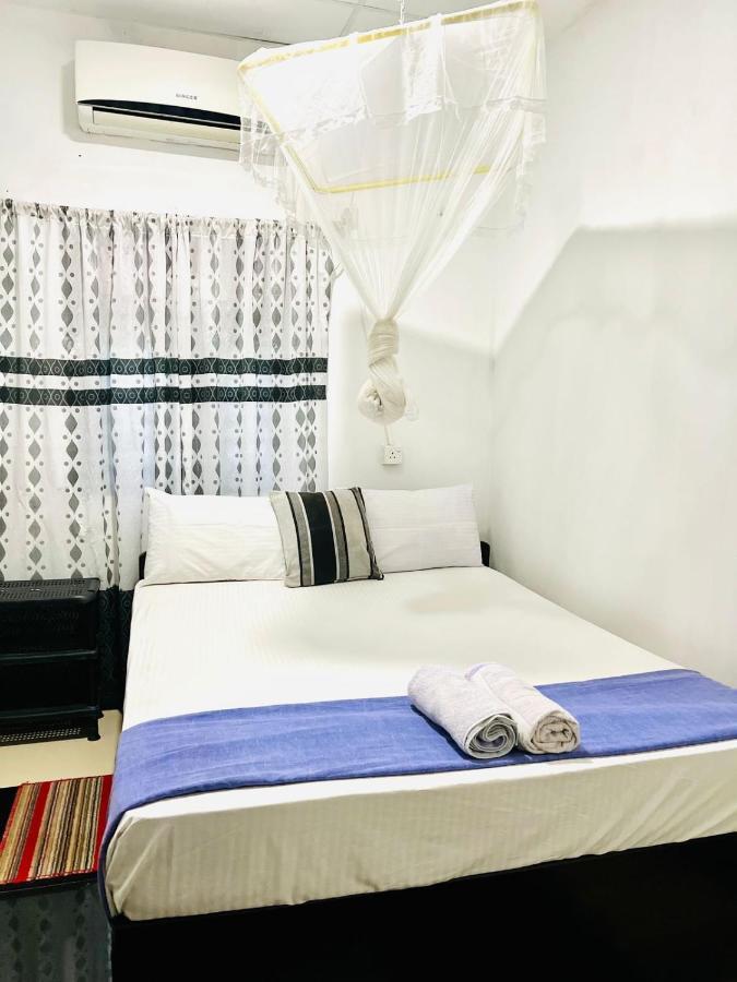 Village Feel Home Stay Sigirîya Extérieur photo