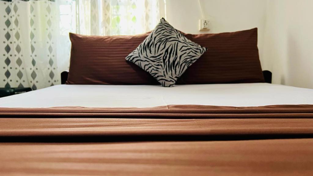Village Feel Home Stay Sigirîya Extérieur photo