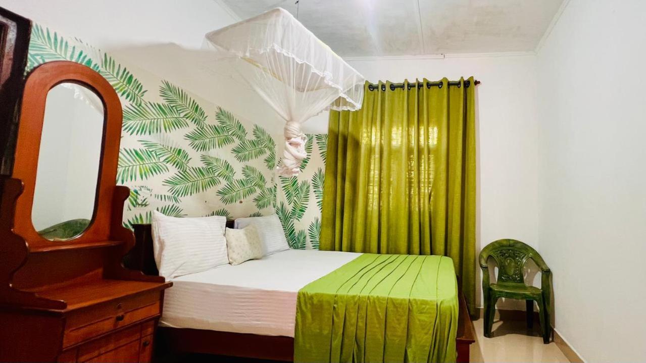 Village Feel Home Stay Sigirîya Extérieur photo