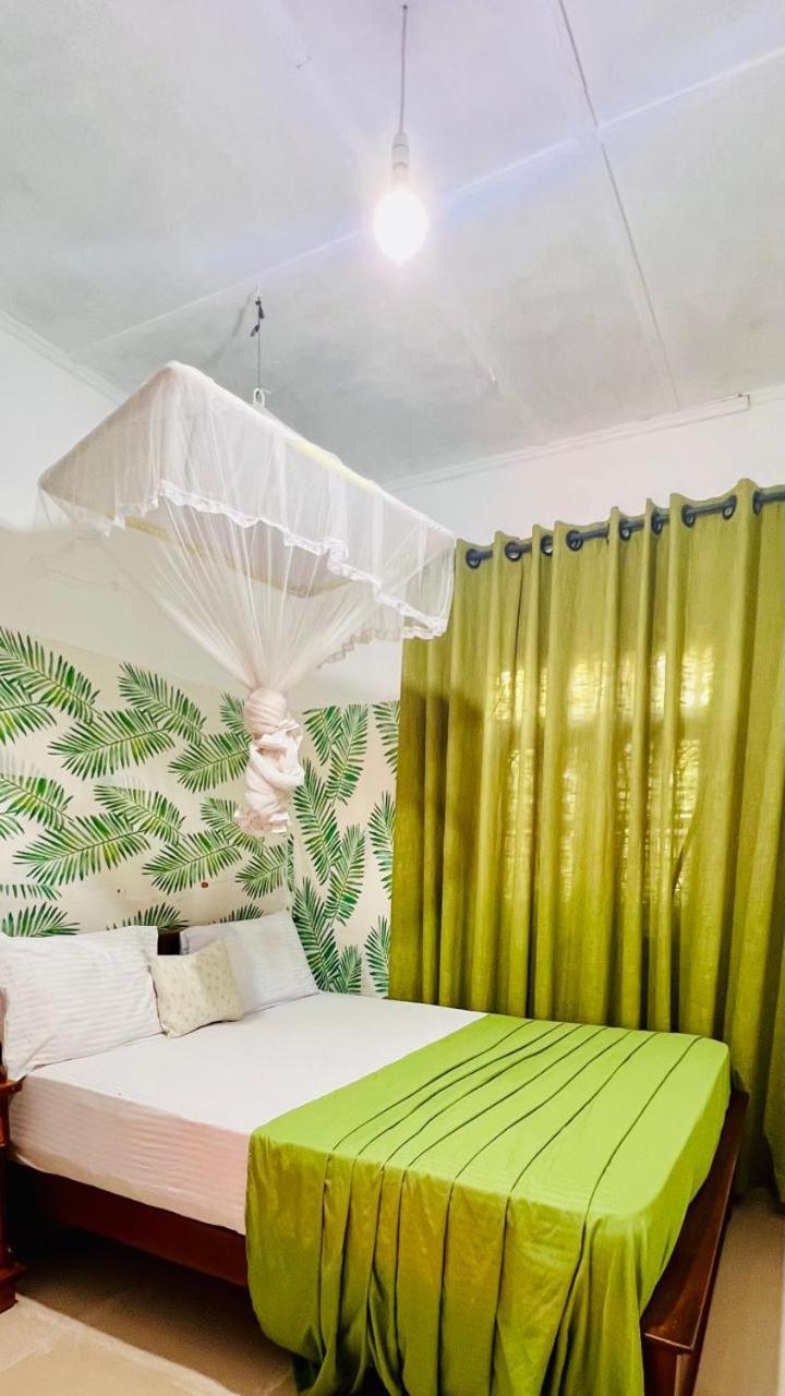 Village Feel Home Stay Sigirîya Extérieur photo